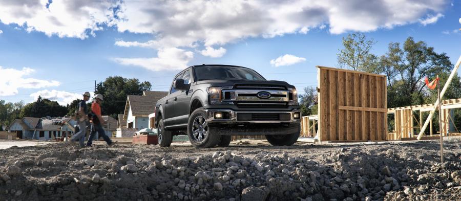  Ford F-150 XLT SuperCrew 2017 года  (фото 1 из 5)